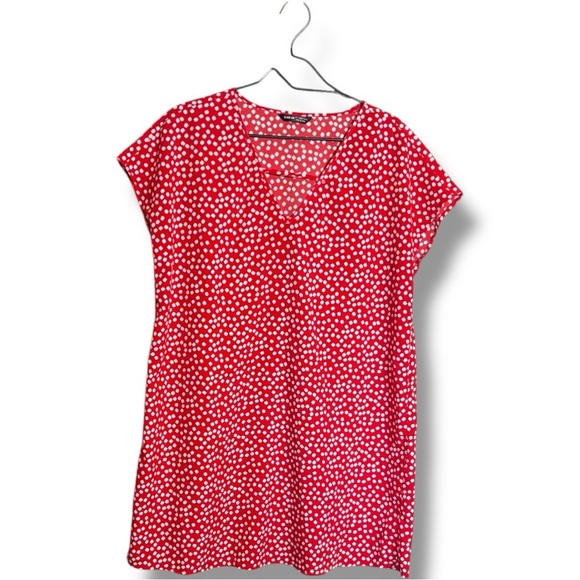 Shein Vibrant Red & White Floral Ditsy Print Front Cutout Lightweight Mini Dress - Picture 9 of 16
